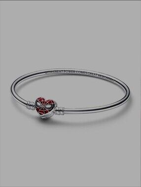 SWAROVSKI BUNDLE - Spider-Man Dangle Bracelet And 4 Charms